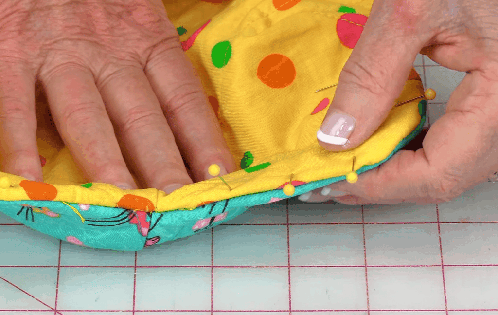 Organizing Your Fabric Stash with Fat Quarters